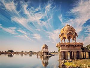 Jodhpur → Jaisalmer (Approx. 285 KM / 5 Hours)